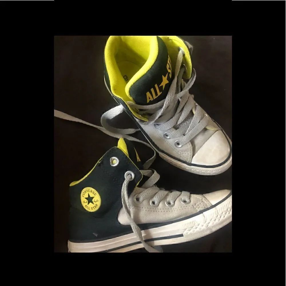Boys all-star converse sneakers size 1 black and yellow.